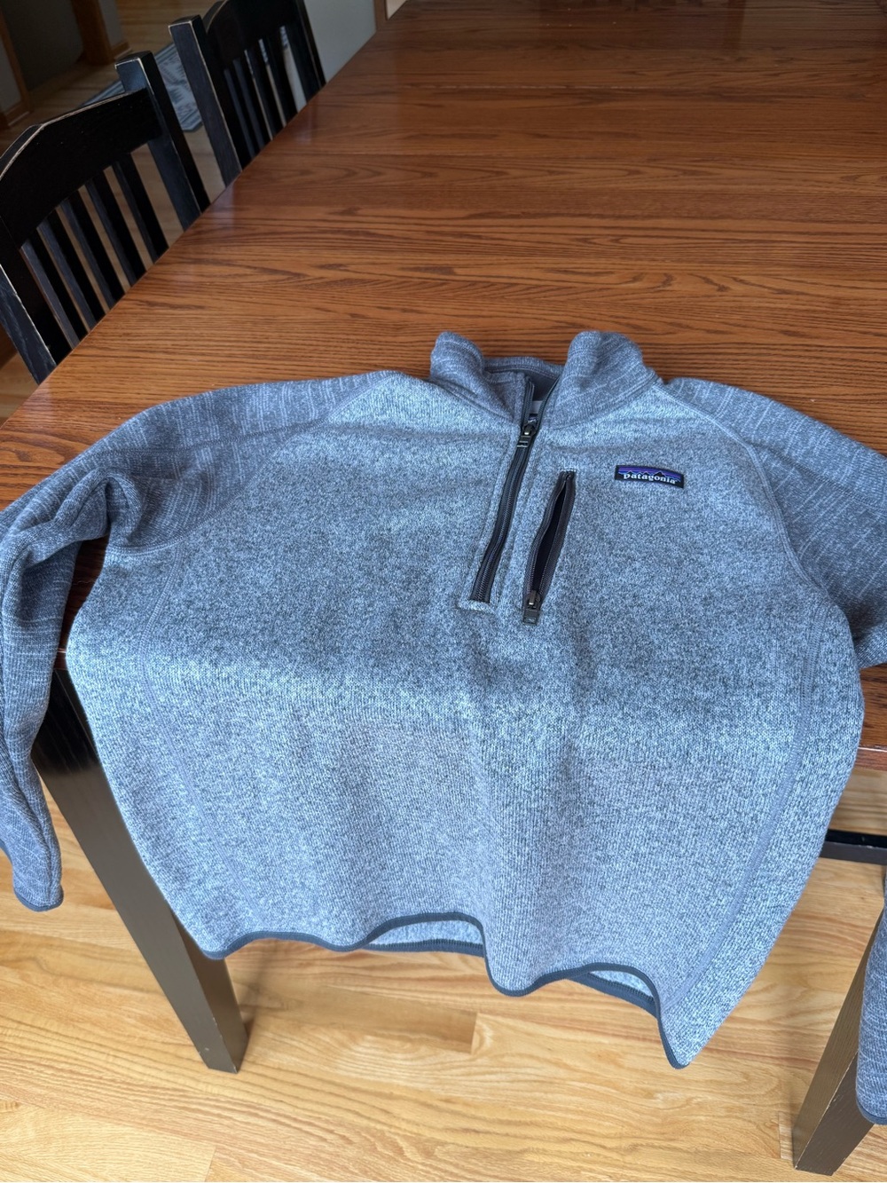 Patagonia Men’s Gray Quarter-Zip Fleece Sweater